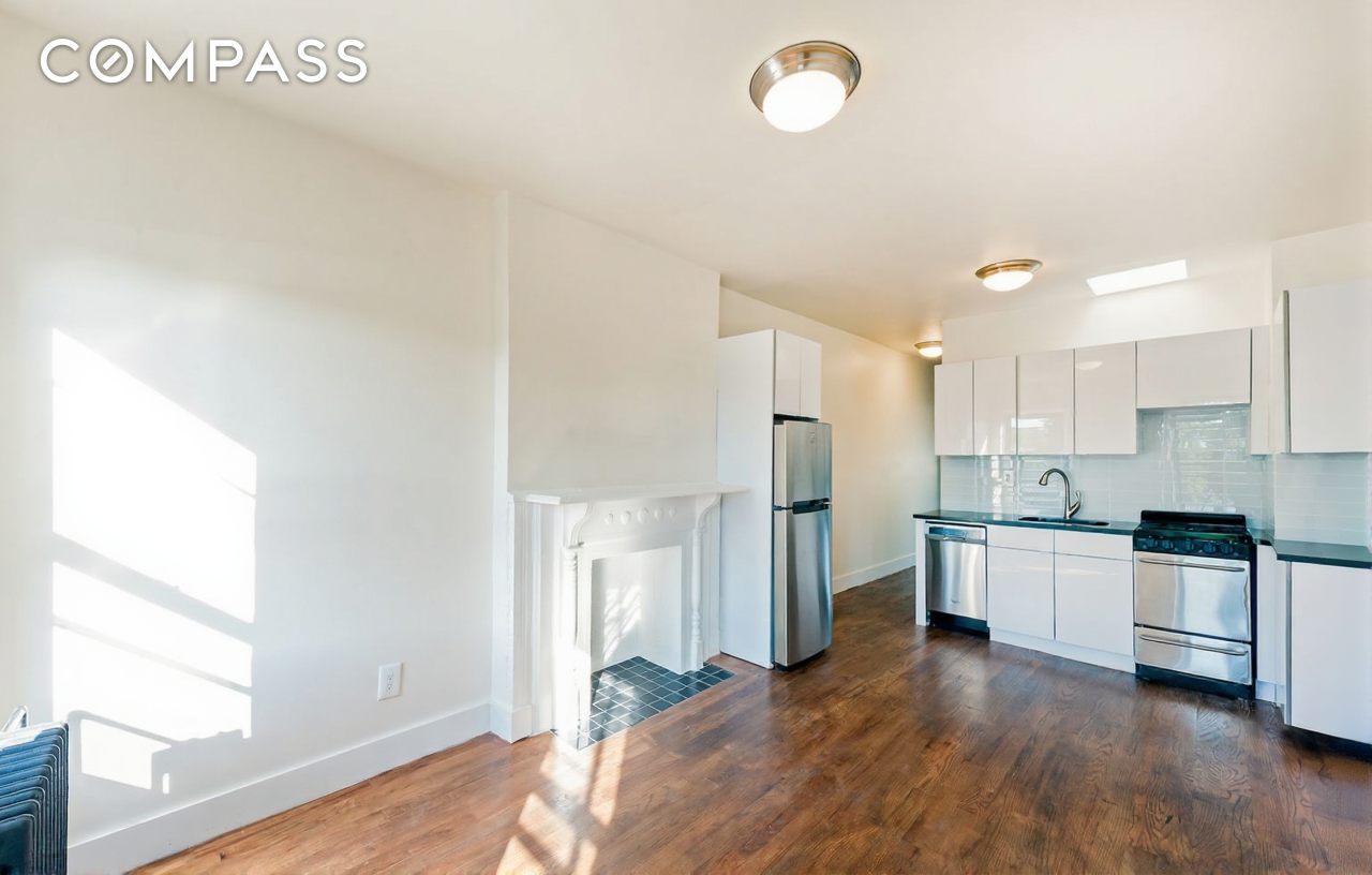 #16 photo, 460 Hancock Street, Bedford-Stuyvesant , NY 11233