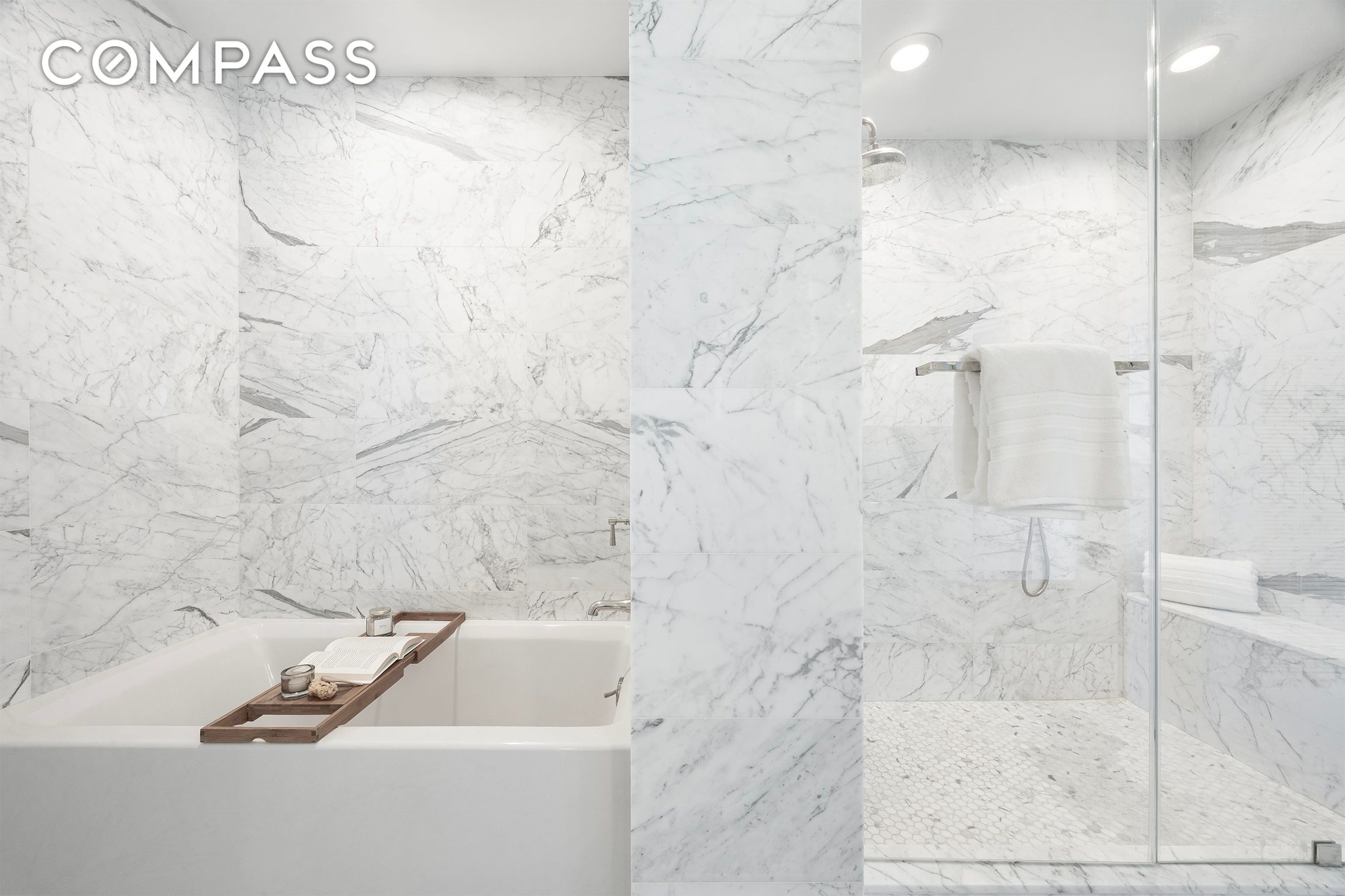 #12 photo, 200 E 69th Street, 맨해튼 Lenox Hill , NY 10021