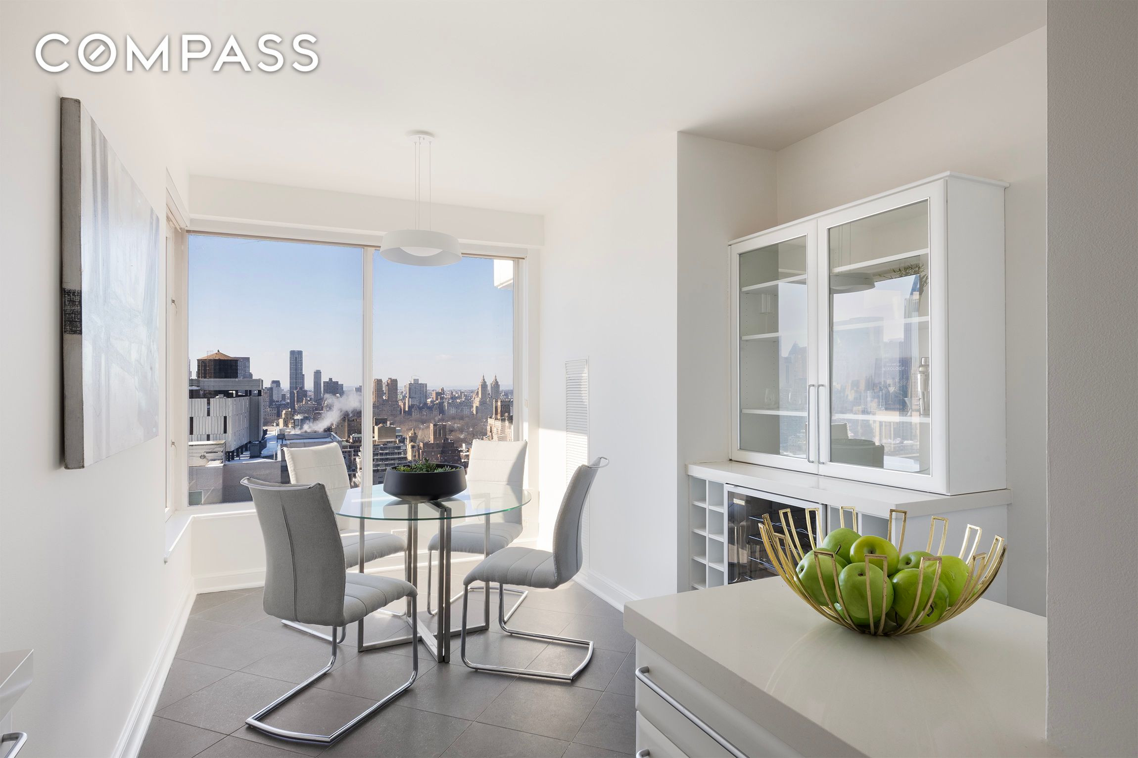 #7 photo, 200 E 69th Street, 맨해튼 Lenox Hill , NY 10021