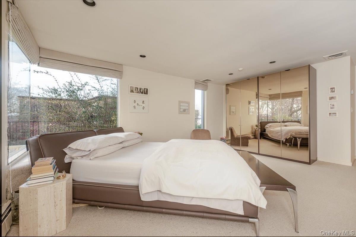 #13 photo, 20 Whitman Road, Great Neck , NY 11023