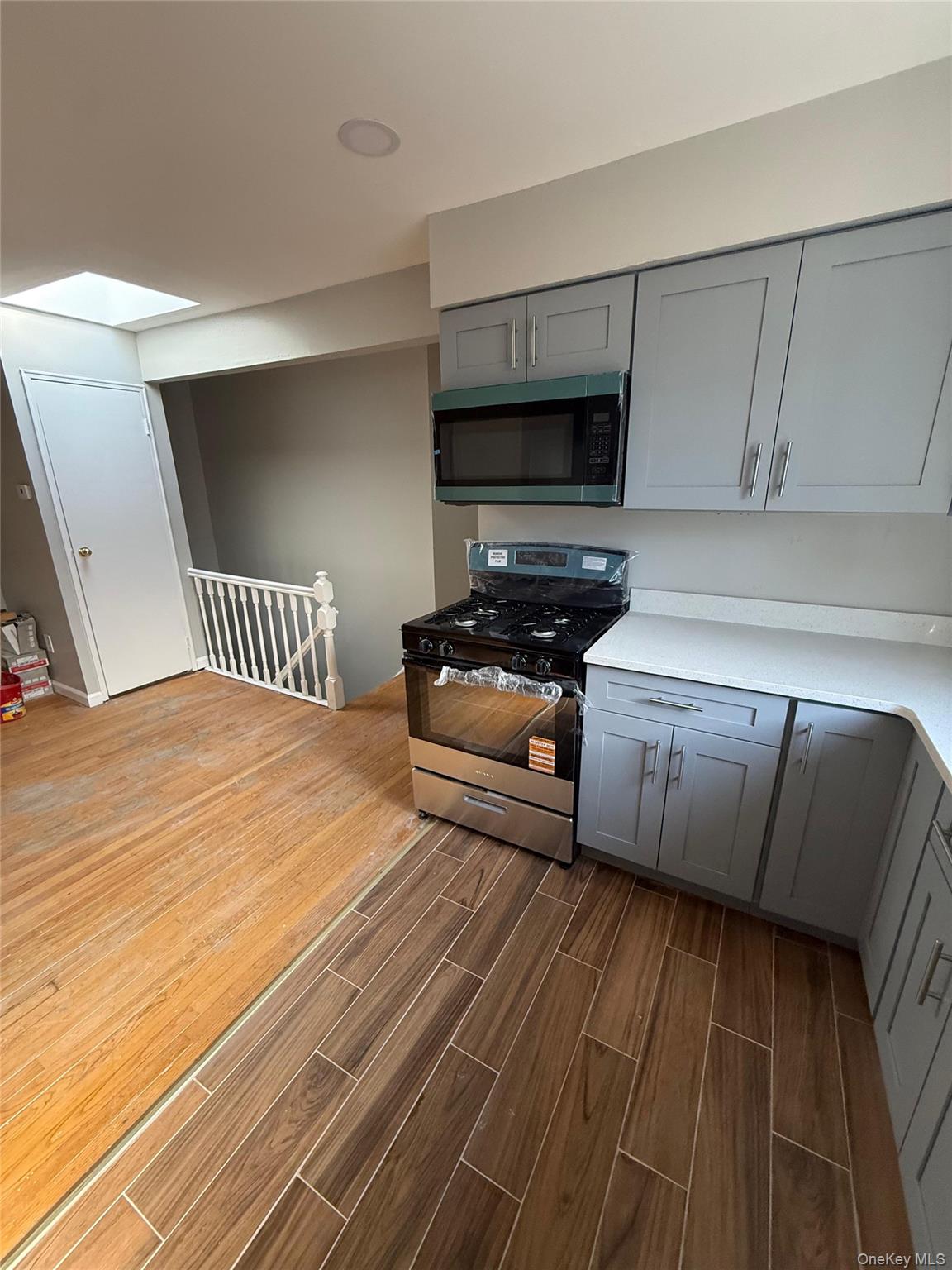 #4 photo, 5606 Riverdale Avenue, Bronx , NY 10471