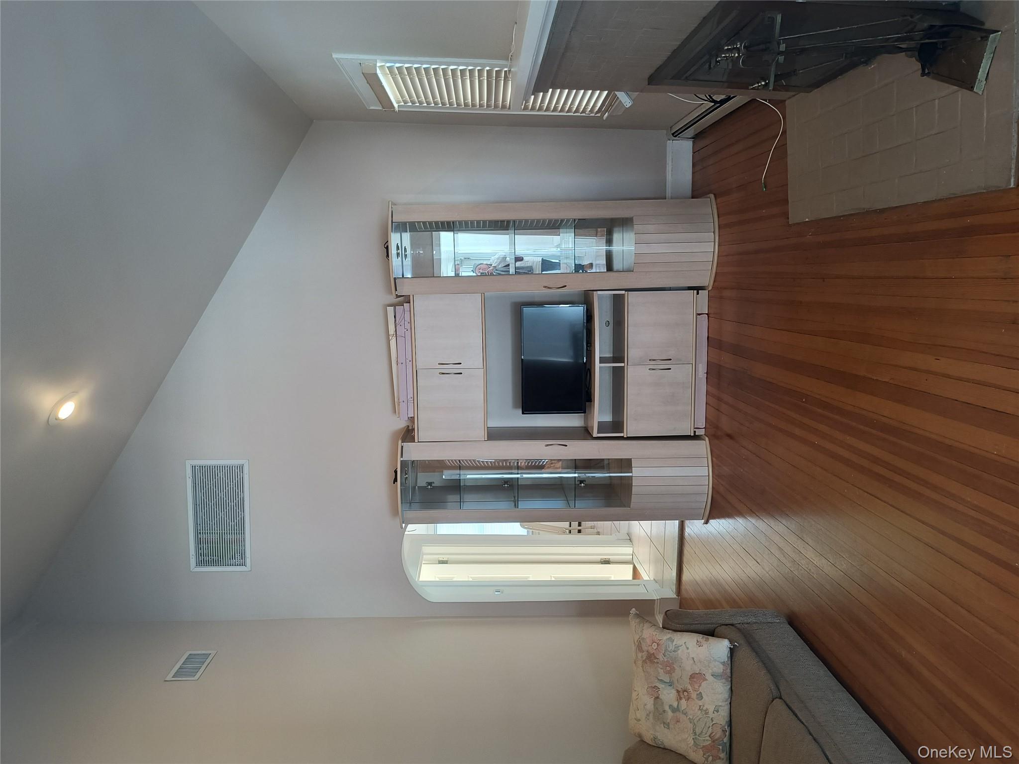 #10 photo, 25 July Walk, מחוז נסאו Long Beach , NY 11561