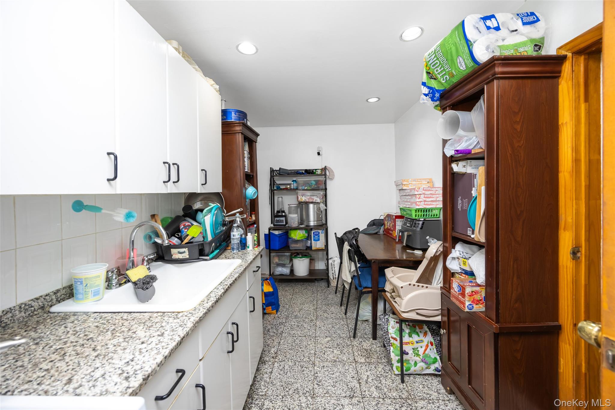 #14 photo, 6511 Perry Avenue, كوينز Maspeth , NY 11378