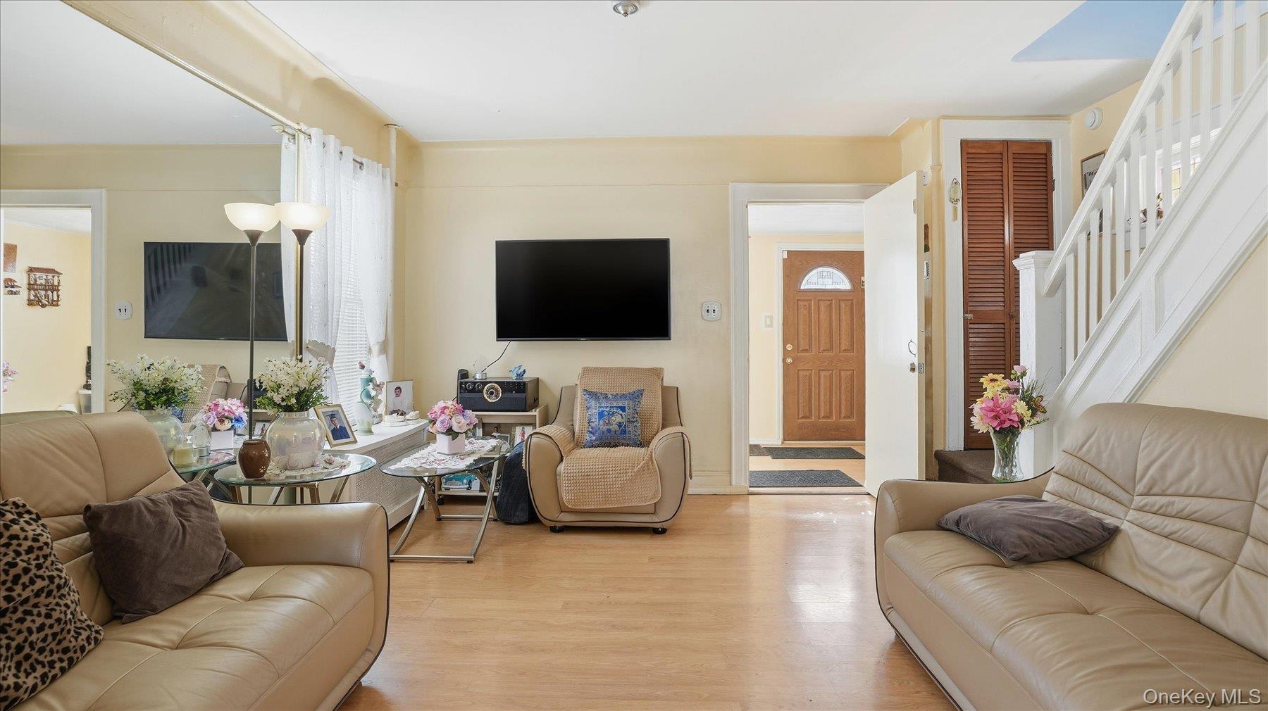 #7 photo, 10617 95th Avenue, Ozone Park , NY 11416