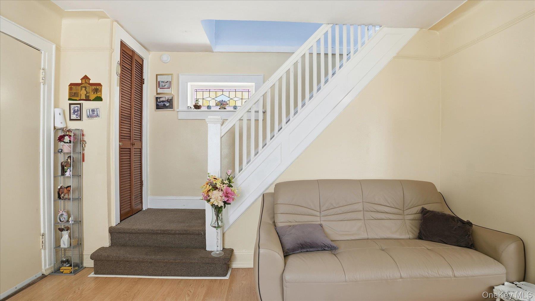 #9 photo, 10617 95th Avenue, Ozone Park , NY 11416