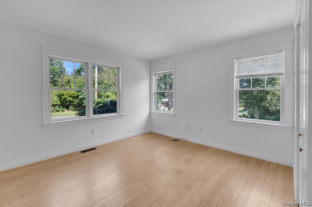 #9 photo, 1155 Tasker Lane, Greenport , NY 11944