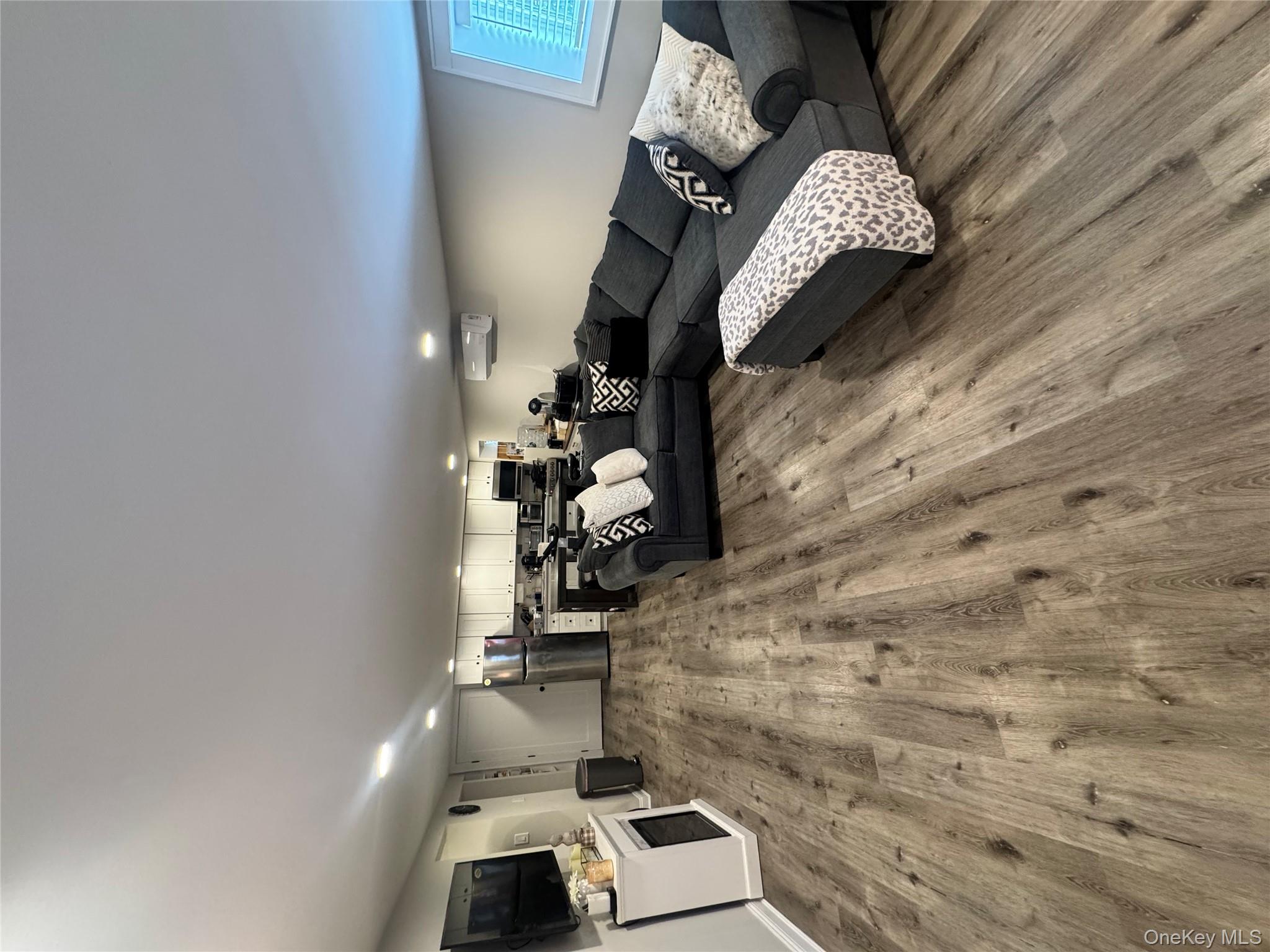 #11 photo, 570 Monroe Boulevard, Long Beach , NY 11561