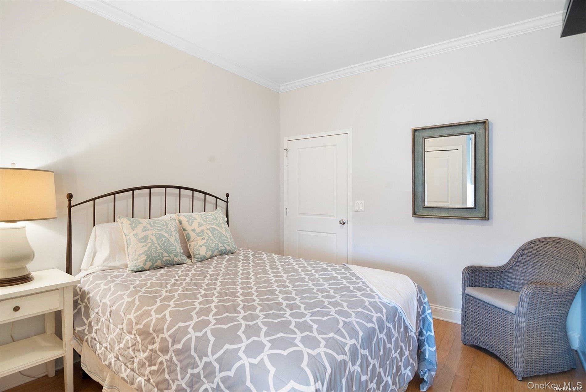 #11 photo, 260 Dune Road, Westhampton Beach , NY 11978