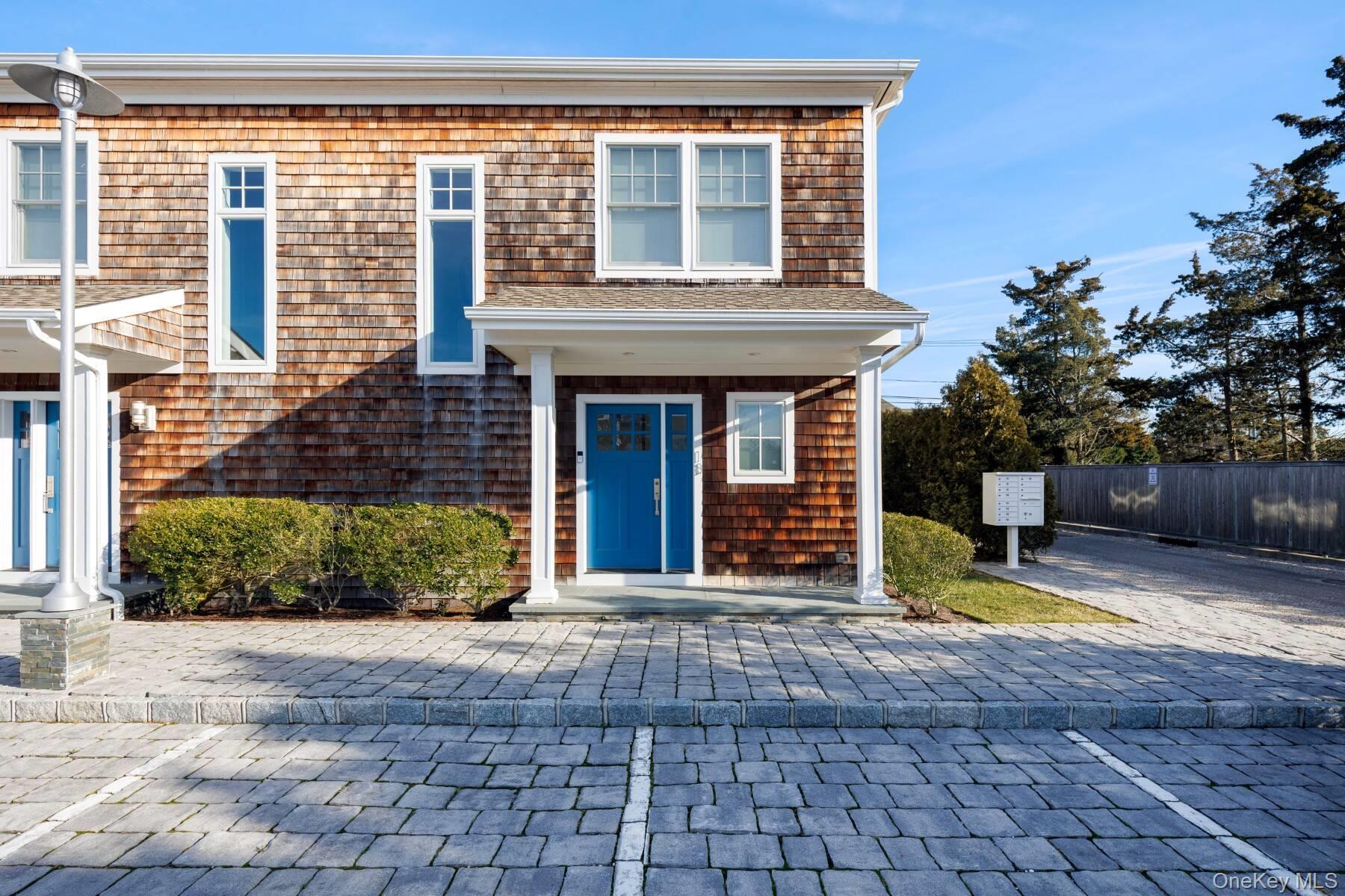 #4 photo, 68 Foster Avenue, Hampton Bays , NY 11946