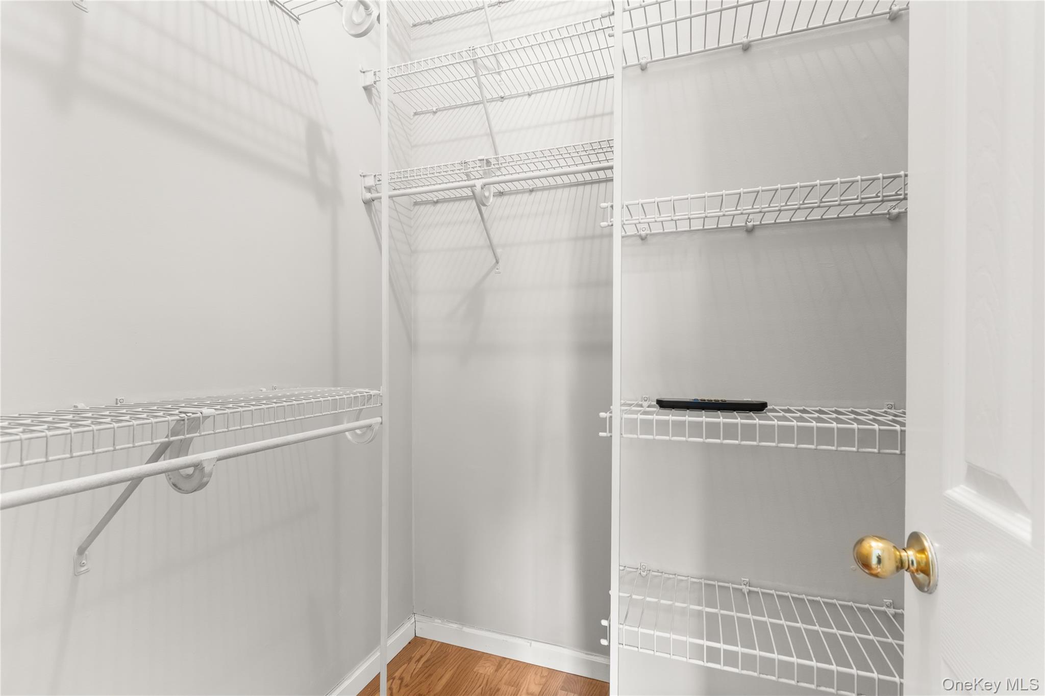 #18 photo, 52 Matinecock Avenue, East Islip , NY 11730