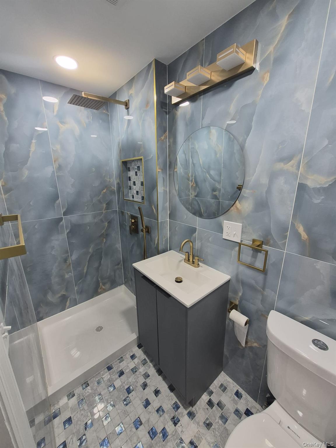 #14 photo, 623 Ashford Street, 布鲁克林 Brooklyn , NY 11207