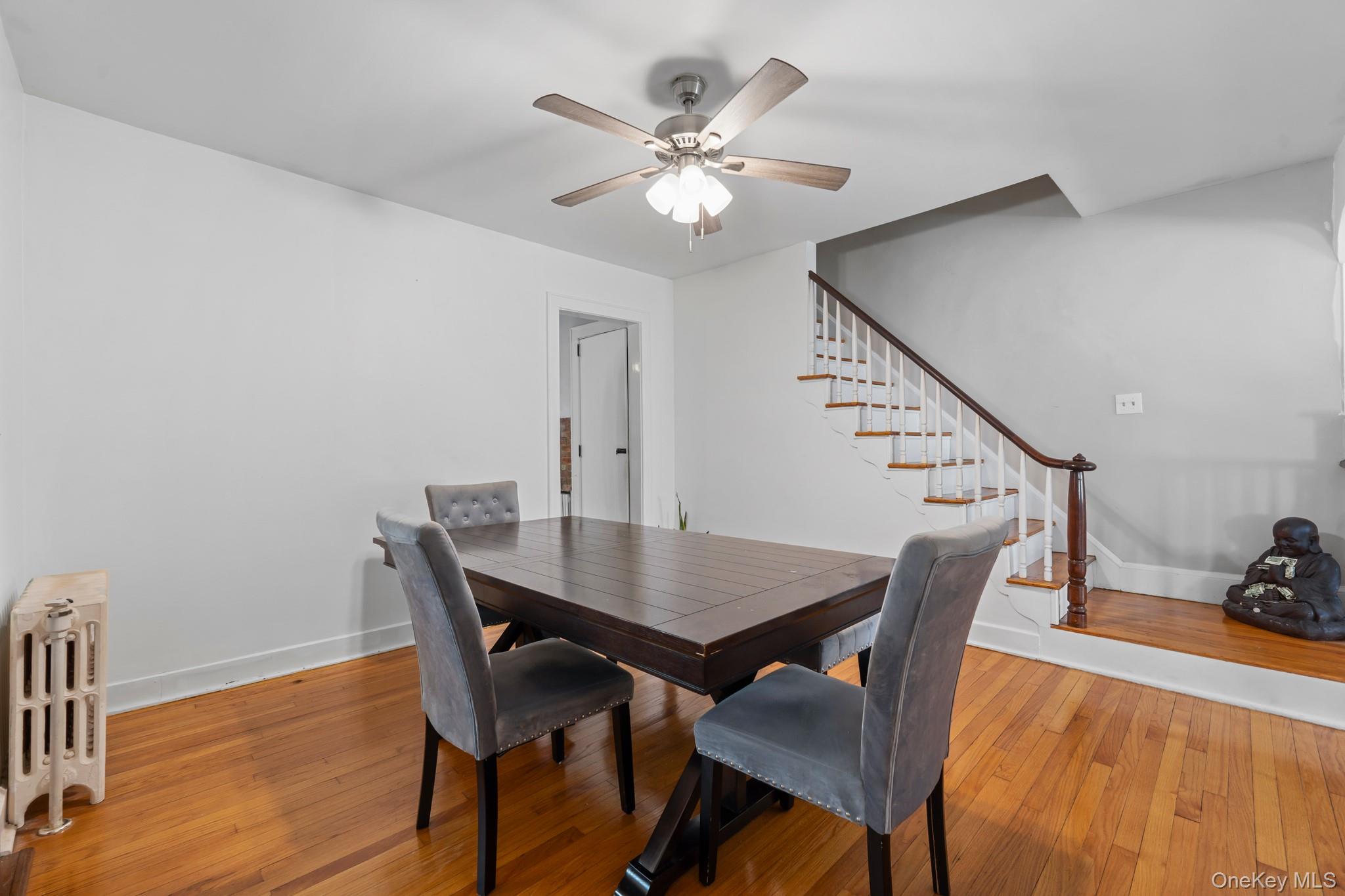 #17 photo, 2098 Felix Court, North Baldwin , NY 11510