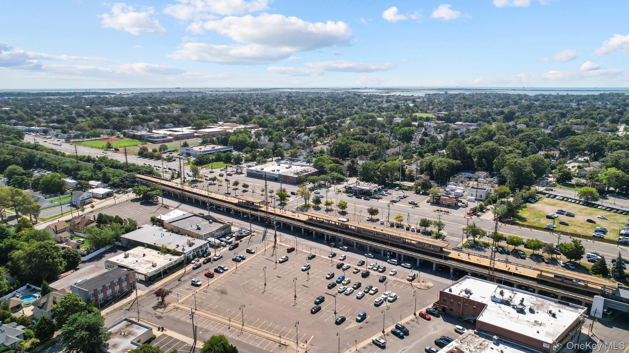 #9 photo, 2098 Felix Court, North Baldwin , NY 11510