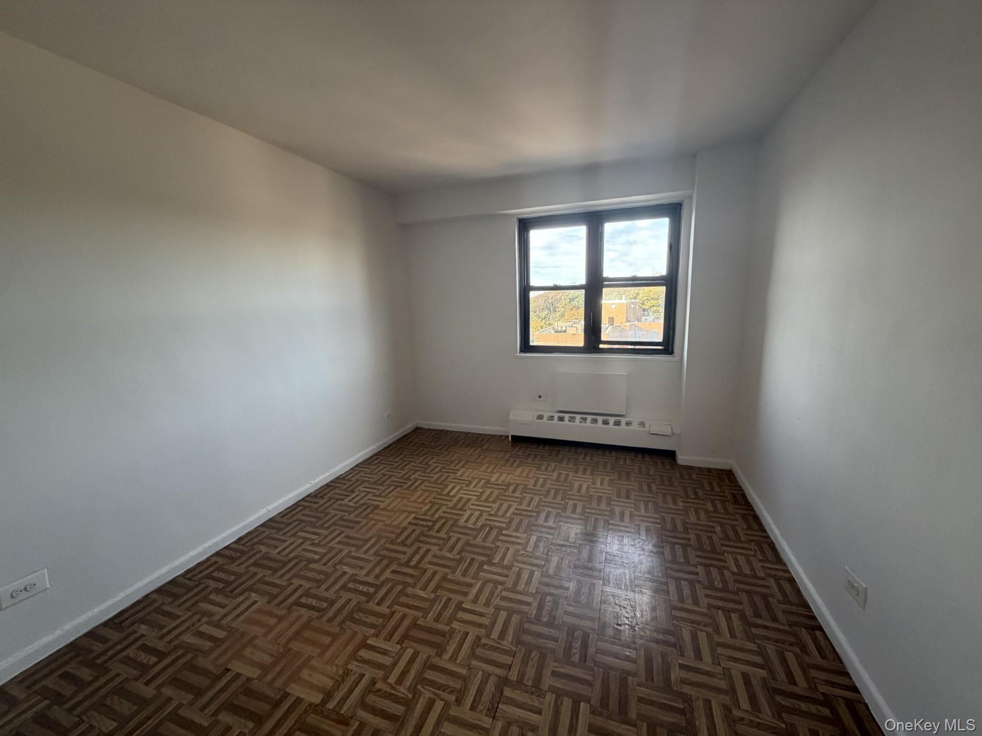 #2 photo, 83-60 118th Street, קווינס Kew Gardens , NY 11415