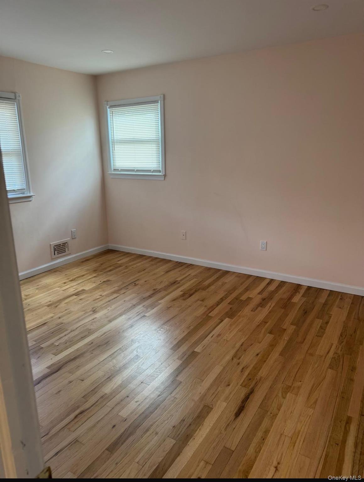 #2 photo, 68 Joyce Drive, Hauppauge , NY 11788