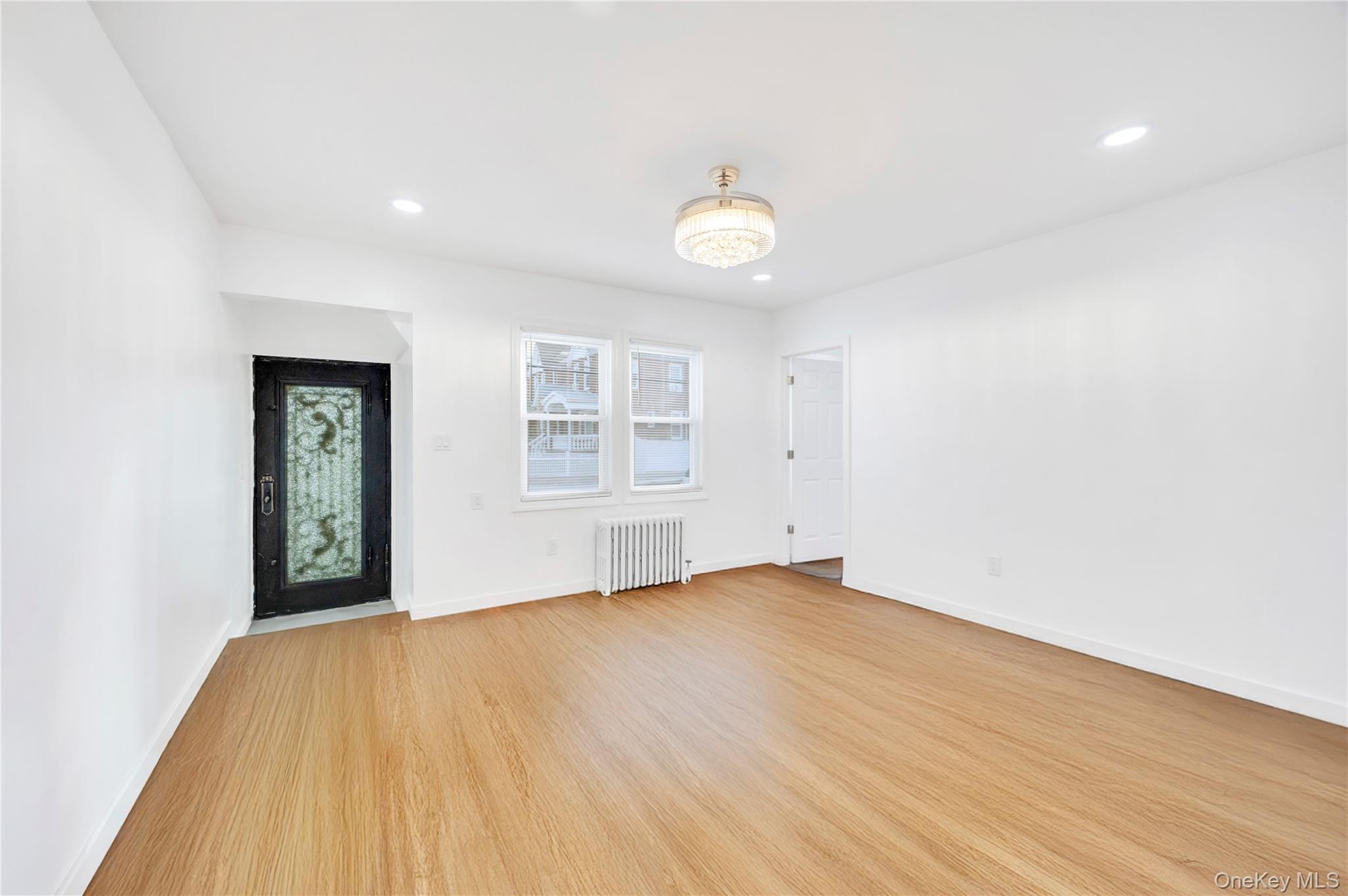 #6 photo, 19223 116th Road, Куинс ‖ Saint Albans , NY 11412