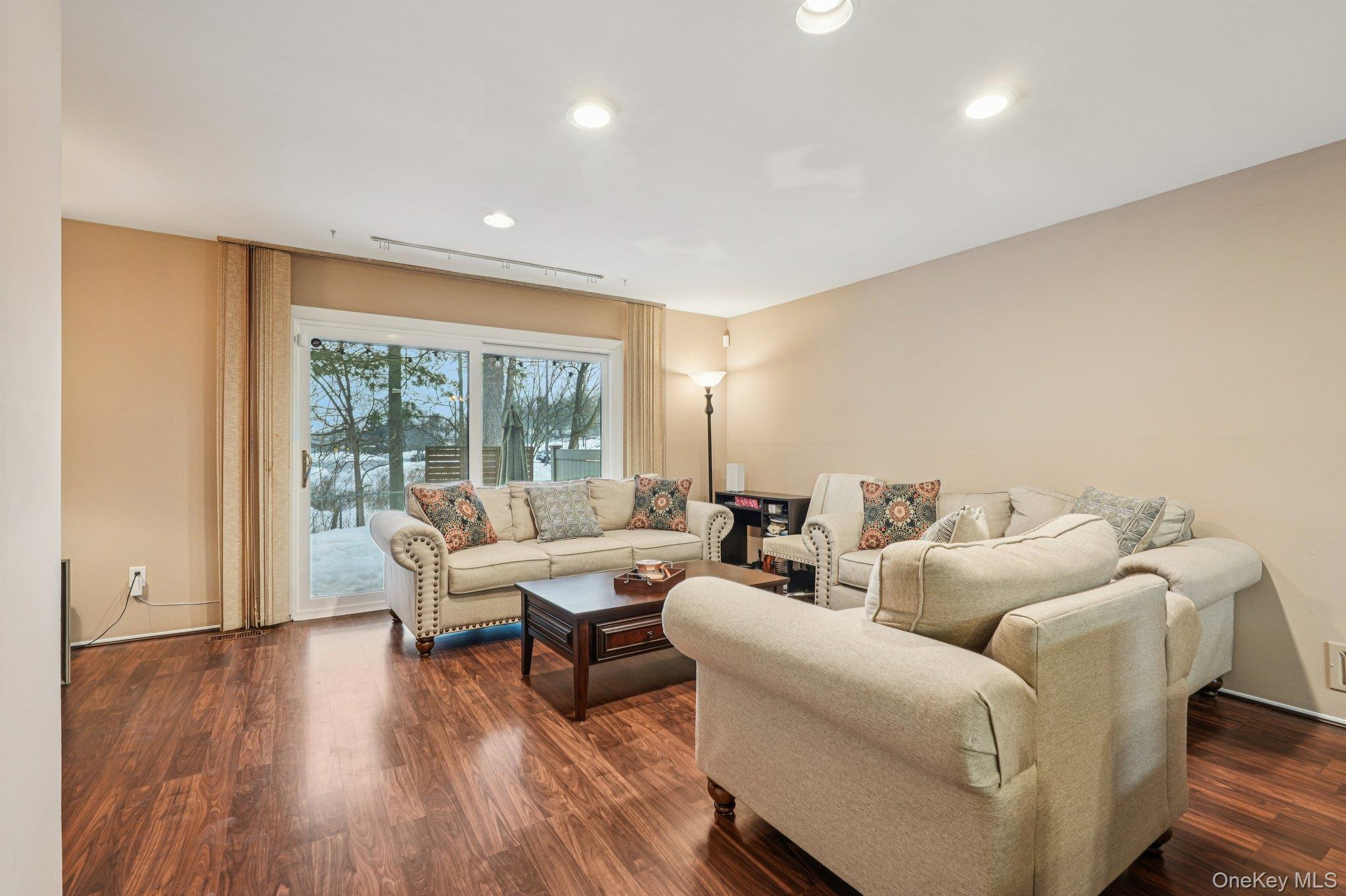 #5 photo, 12 Heritage Drive, New City , NY 10956