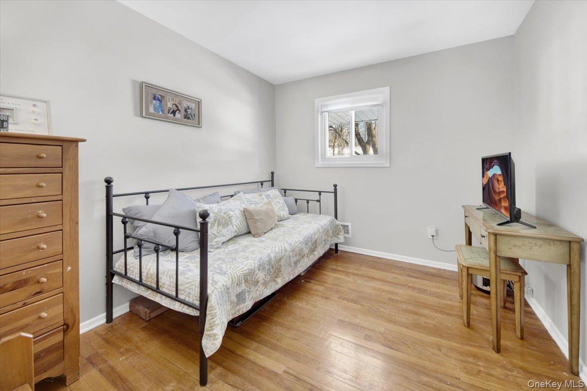 #16 photo, 569 Millburn Court, Valley Cottage , NY 10989