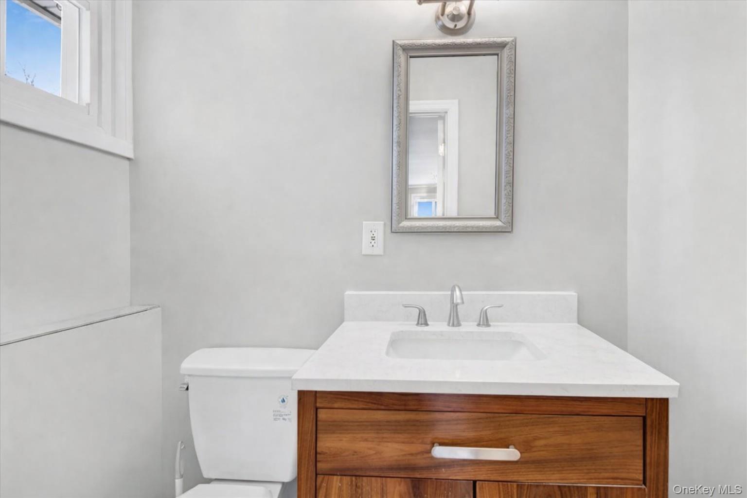 #19 photo, 569 Millburn Court, Valley Cottage , NY 10989