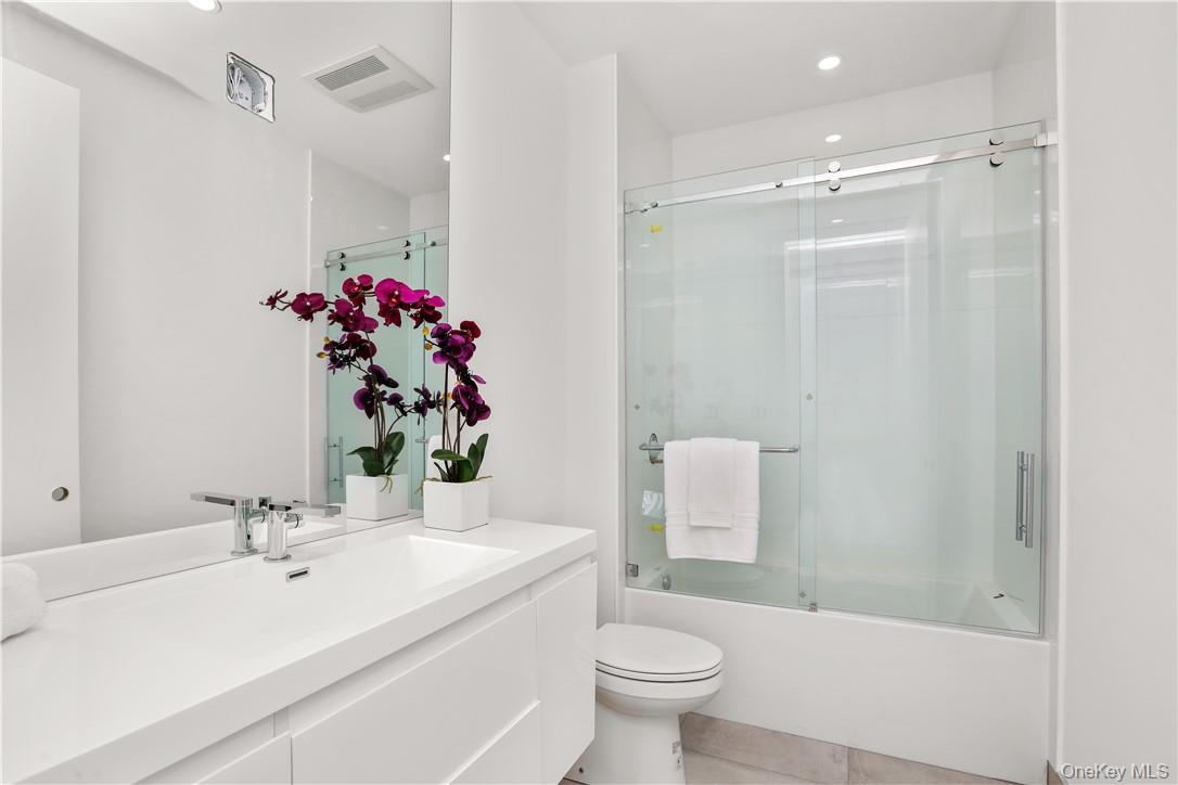 #19 photo, 145 Library Lane, Mamaroneck , NY 10543