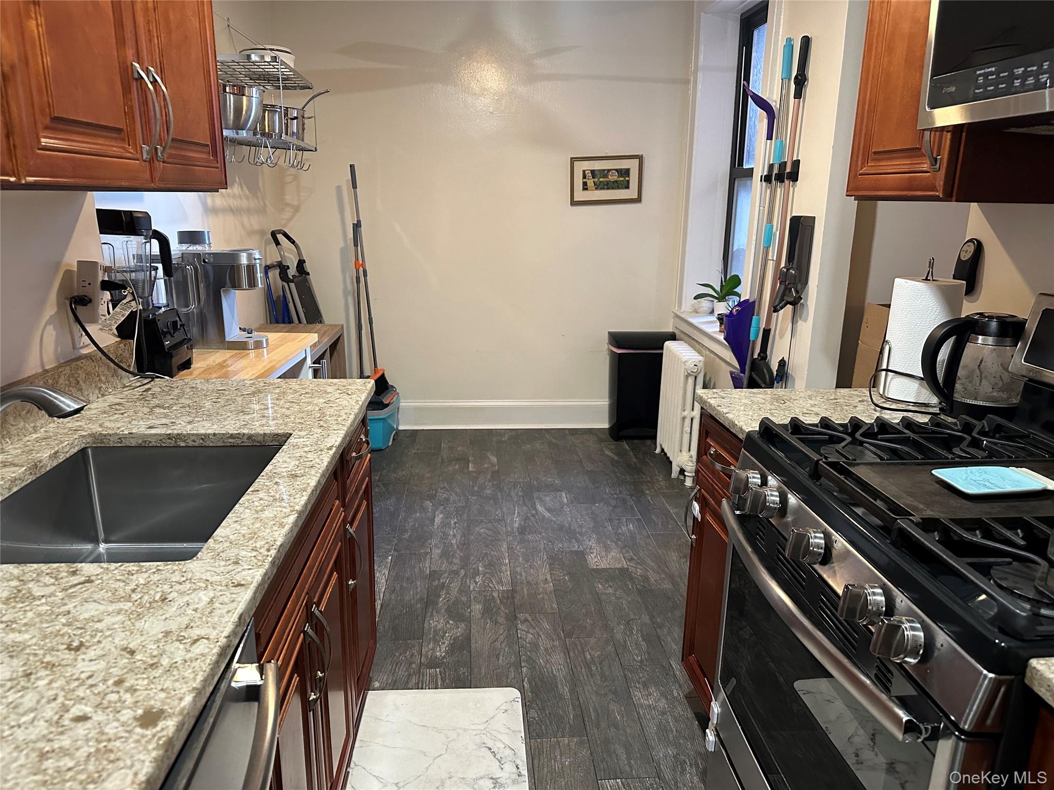 #9 photo, 312 Main Street, White Plains , NY 10601