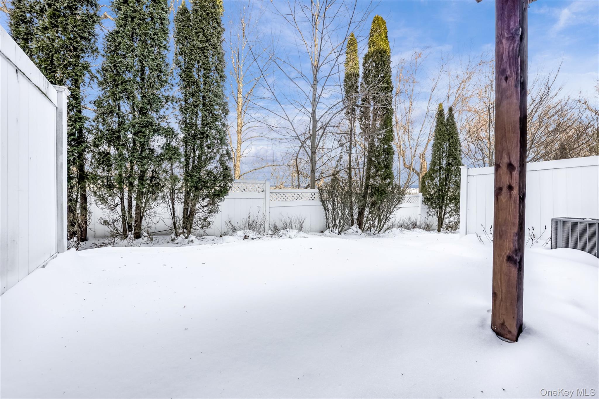 #3 photo, 25 Crystal Hill Drive, Pomona , NY 10970