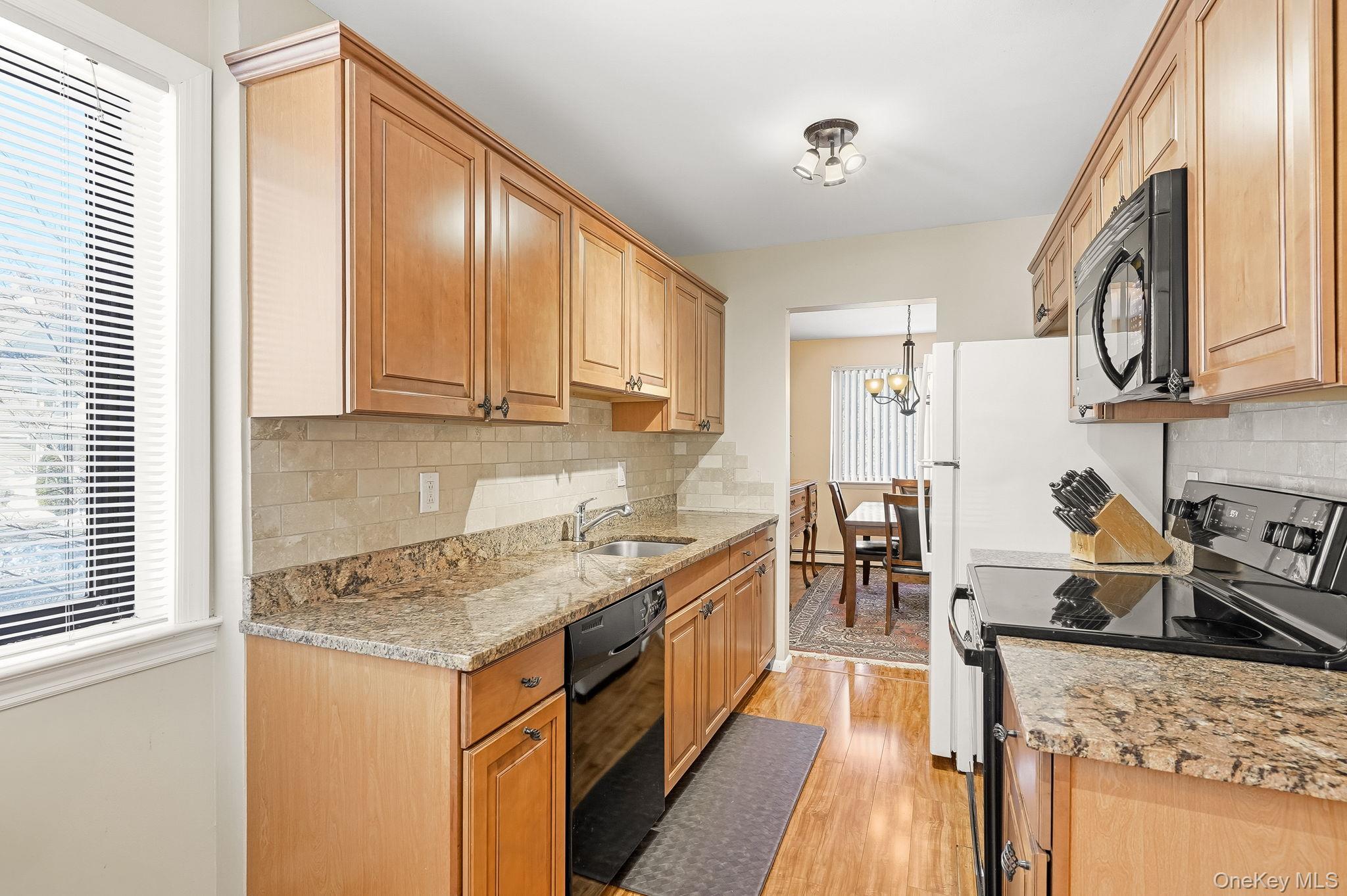 #8 photo, 24 Carhart Avenue, 纽约州 White Plains , NY 10605