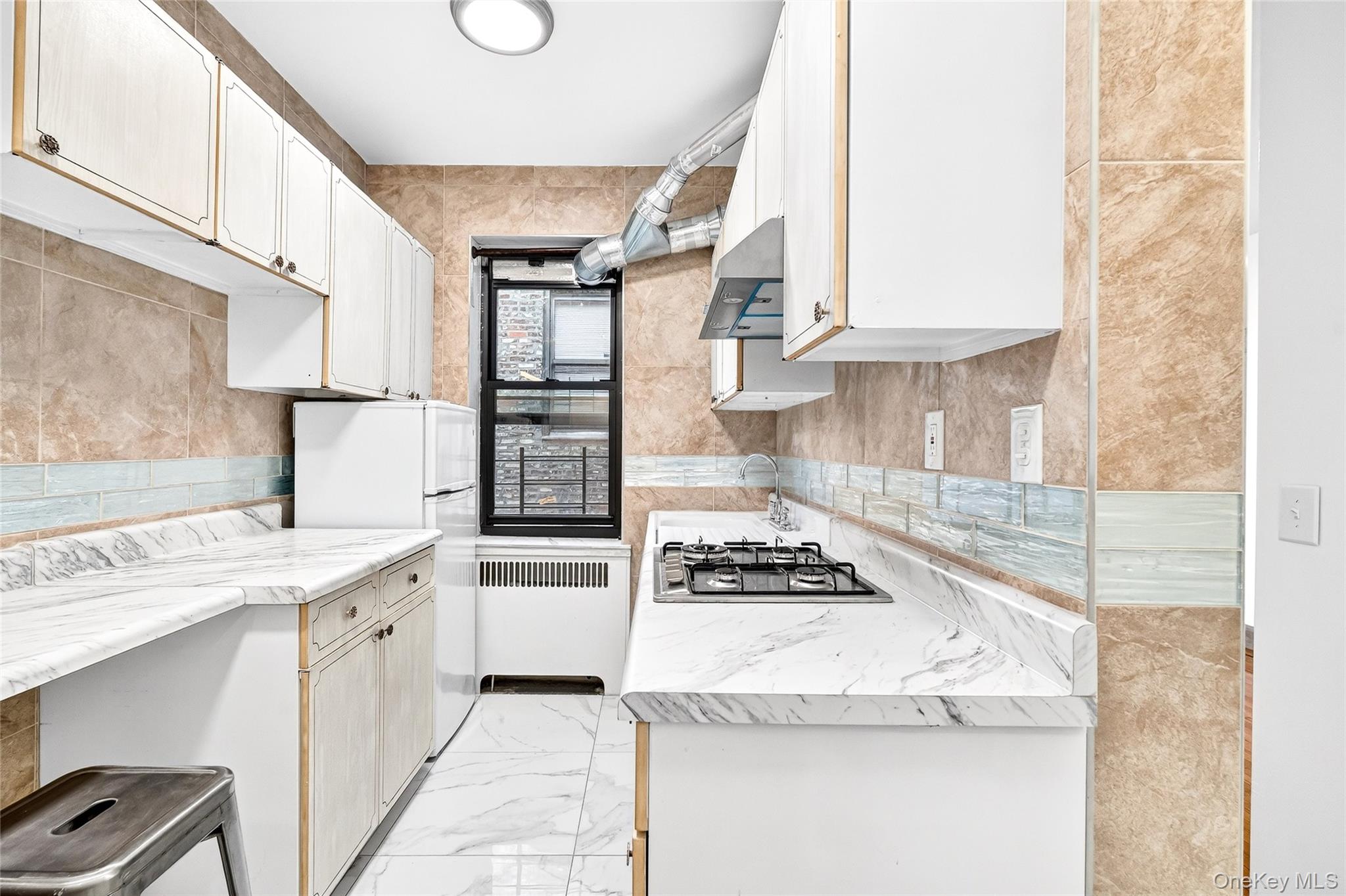 #11 photo, 495 East 178 street, Bronx , NY 10457