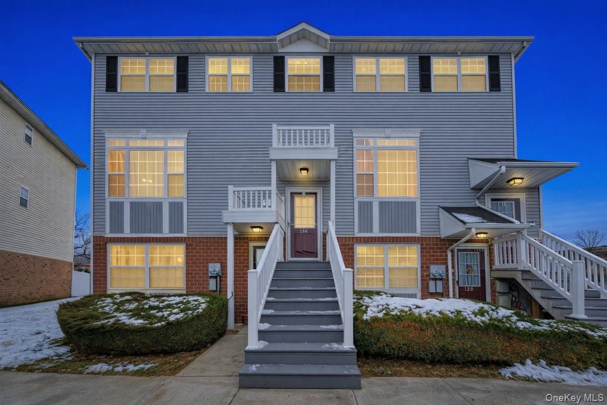 #1 photo, 126 Mermaid Lane, 브롱크스 Bronx , NY 10473