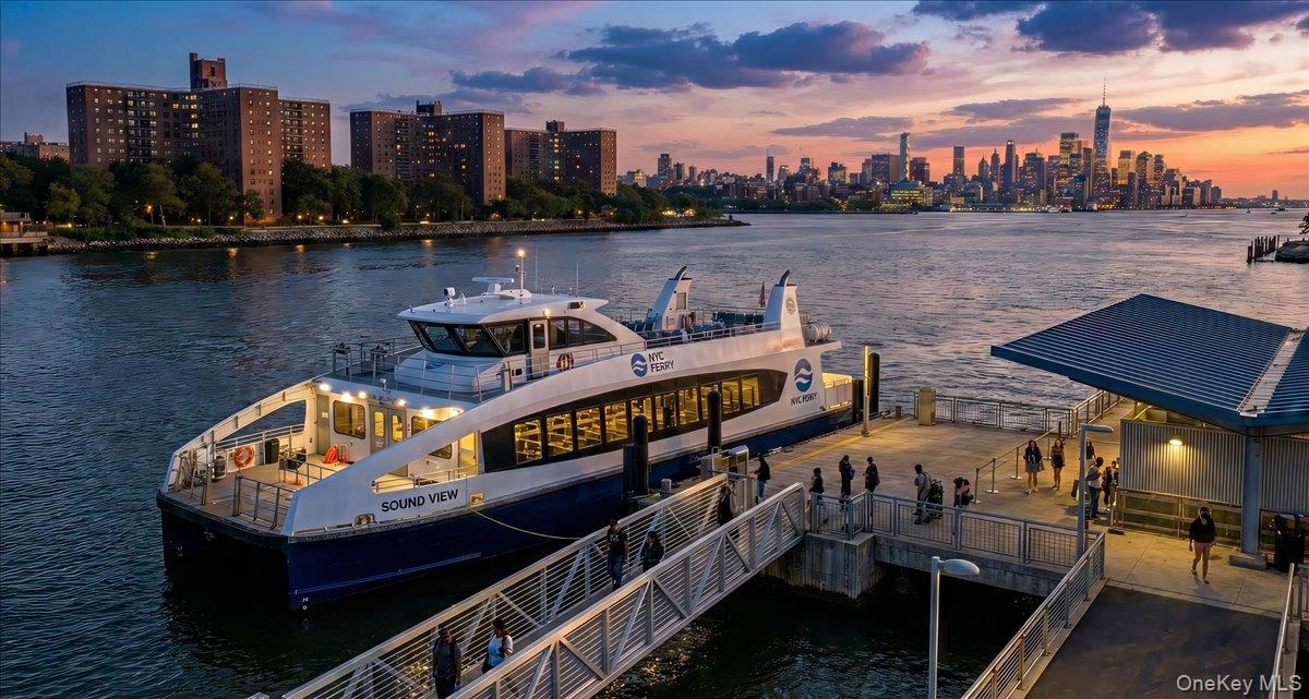 #20 photo, 126 Mermaid Lane, 브롱크스 Bronx , NY 10473