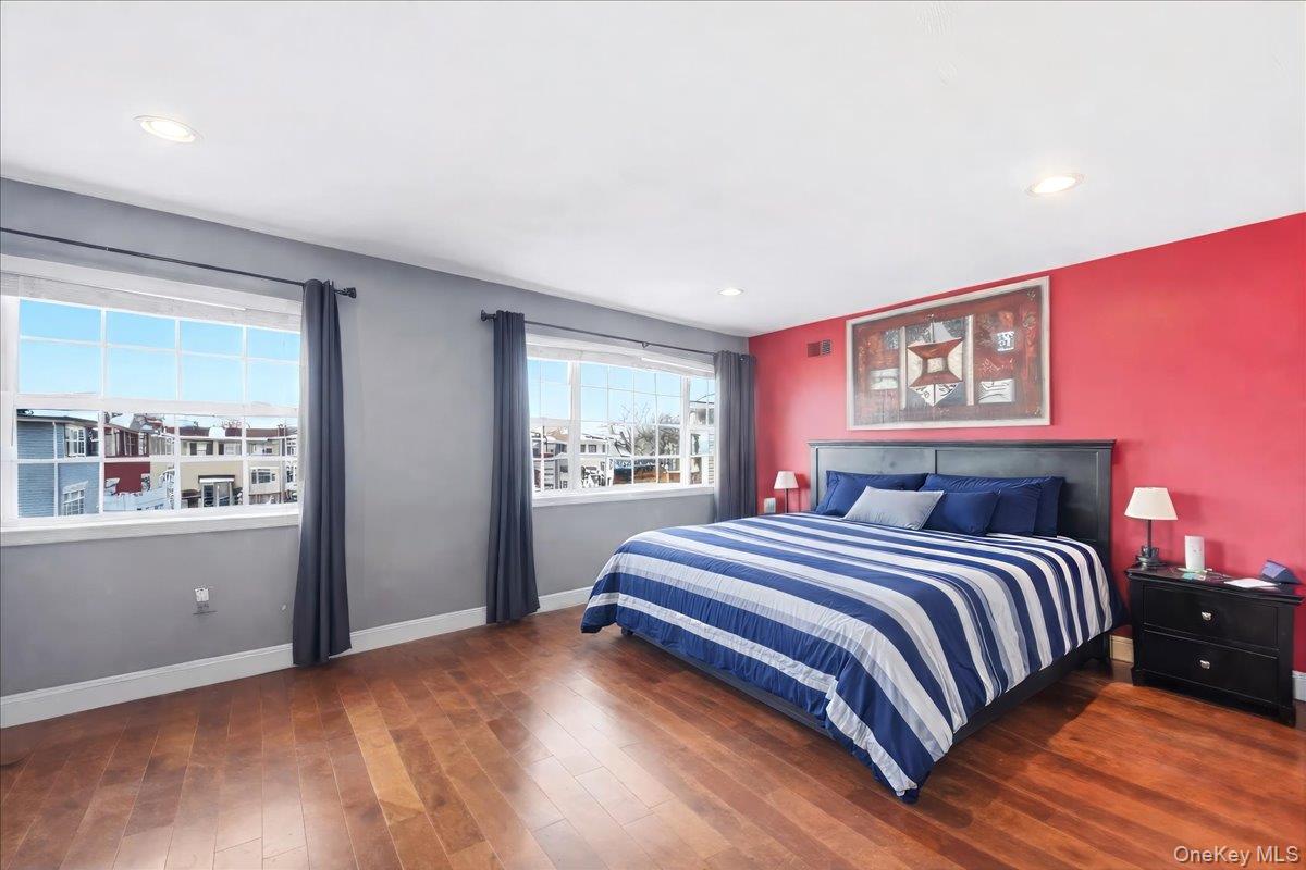 #7 photo, 126 Mermaid Lane, 브롱크스 Bronx , NY 10473