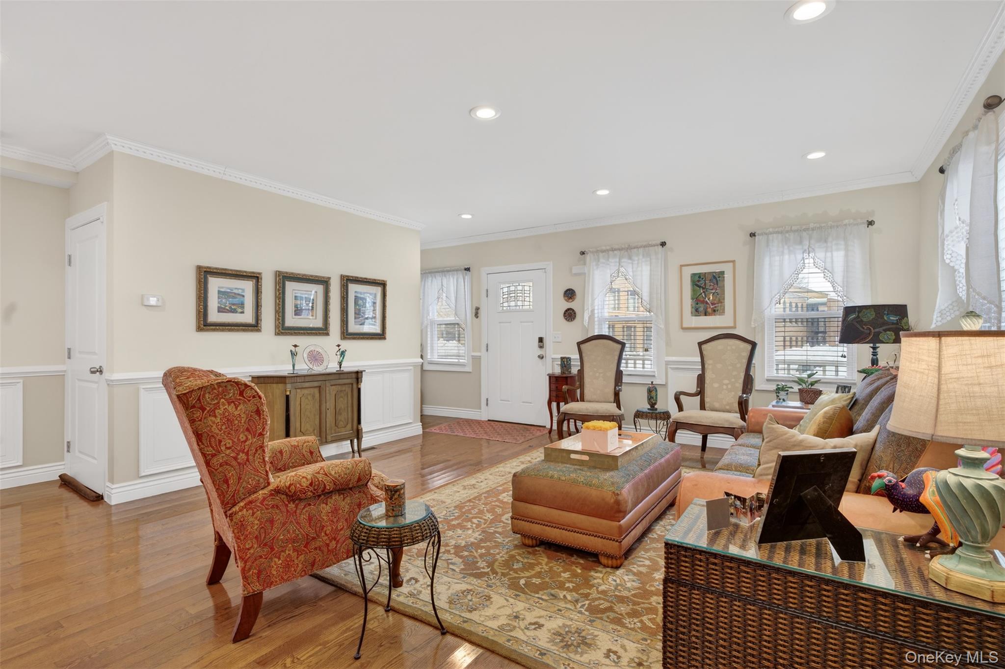 #8 photo, 35 Kent Street, Beacon , NY 12508