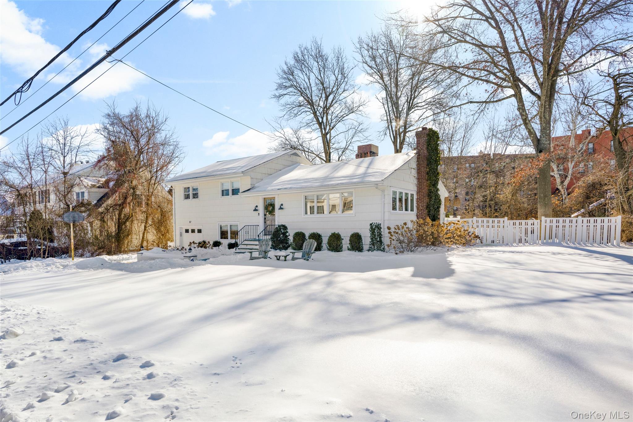 #2 photo, 87 Inverness Road, New Rochelle , NY 10804