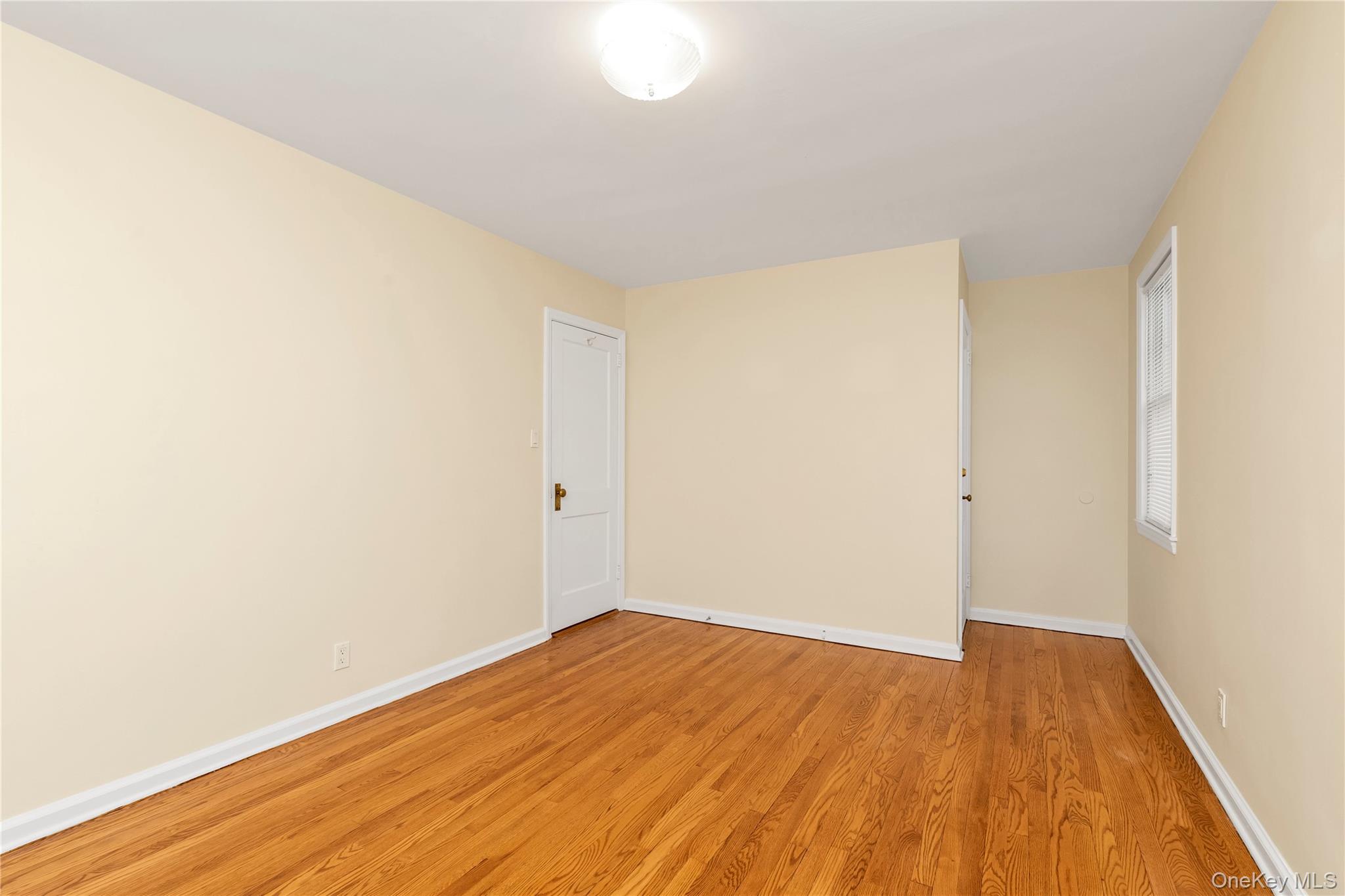 #16 photo, 19 Anstice Street, Oyster Bay , NY 11771