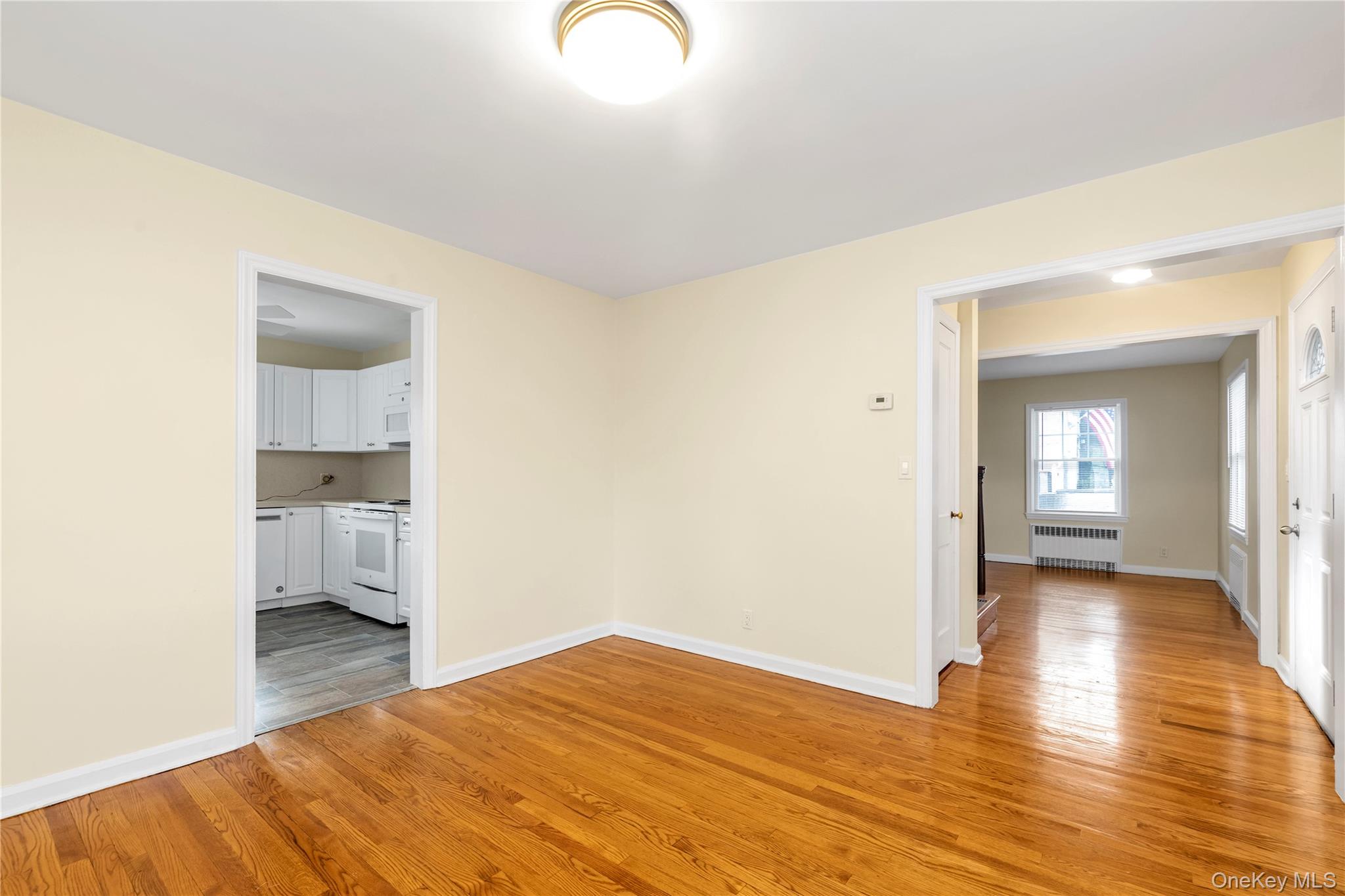 #6 photo, 19 Anstice Street, Oyster Bay , NY 11771