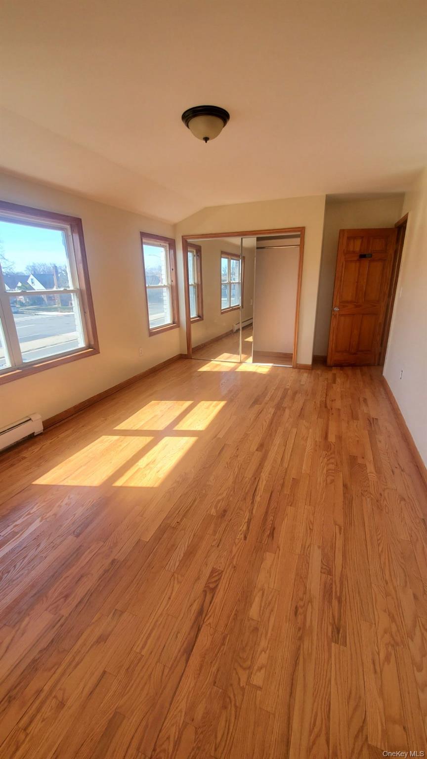 #14 photo, 25103 Union Turnpike, 皇后區 Bellerose , NY 11426