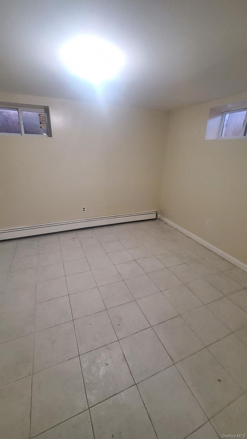 #17 photo, 25103 Union Turnpike, 皇后區 Bellerose , NY 11426