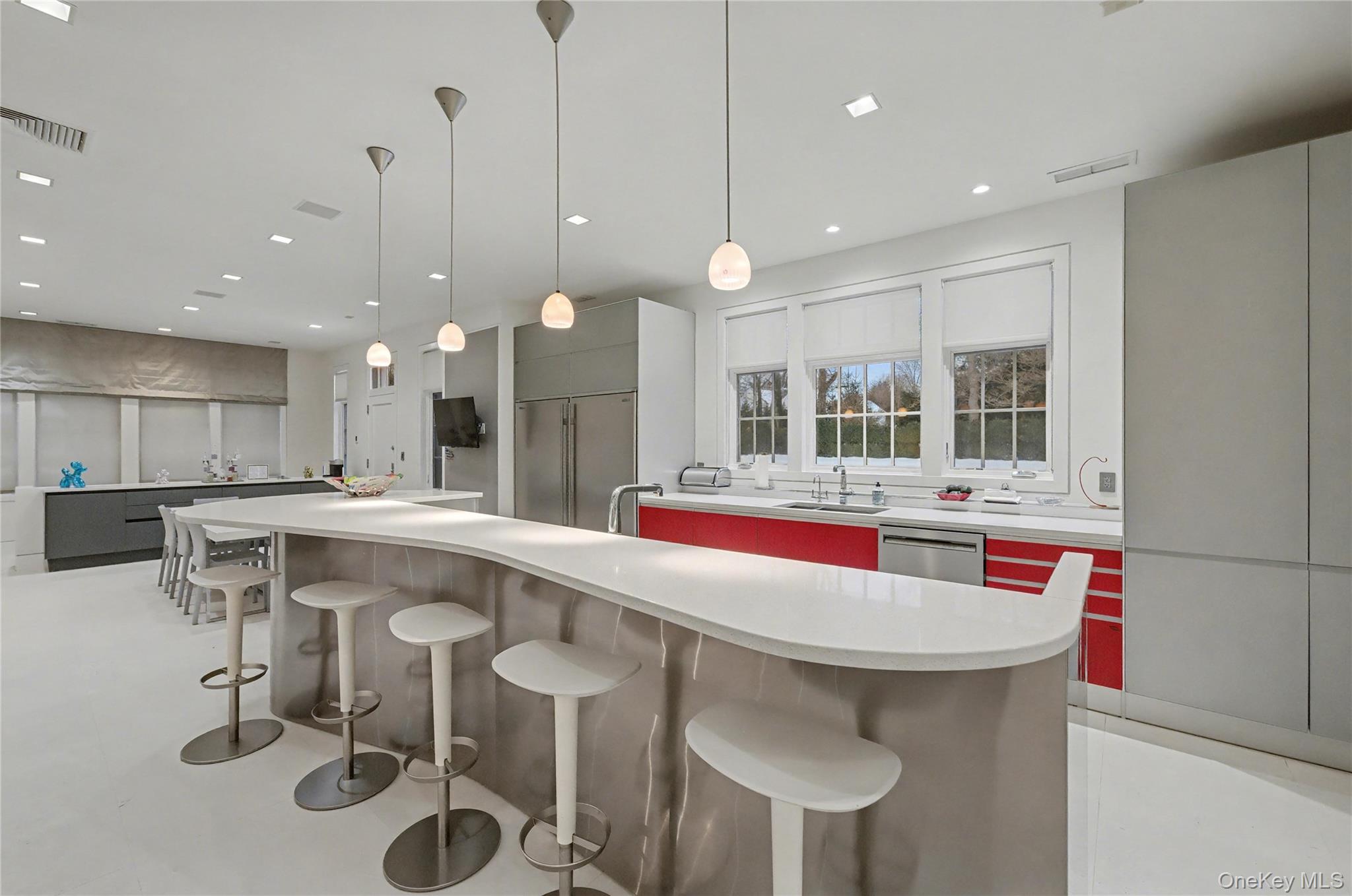 #17 photo, 865 Barberry Lane, Woodsburgh , NY 11598