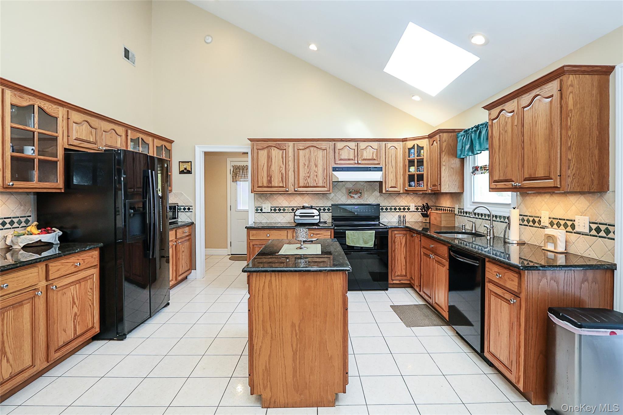 #16 photo, 77 Van Buren Street, Port Jefferson Station , NY 11776