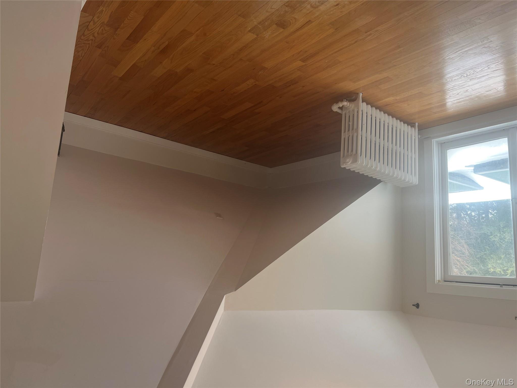 #4 photo, 19 6th Street, ناسو Bayville , NY 11709