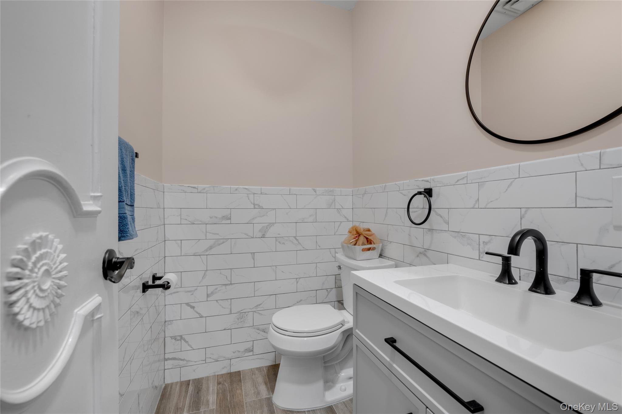 #11 photo, 6 Marietta Drive, 롱 아일랜드 Westbury , NY 11590