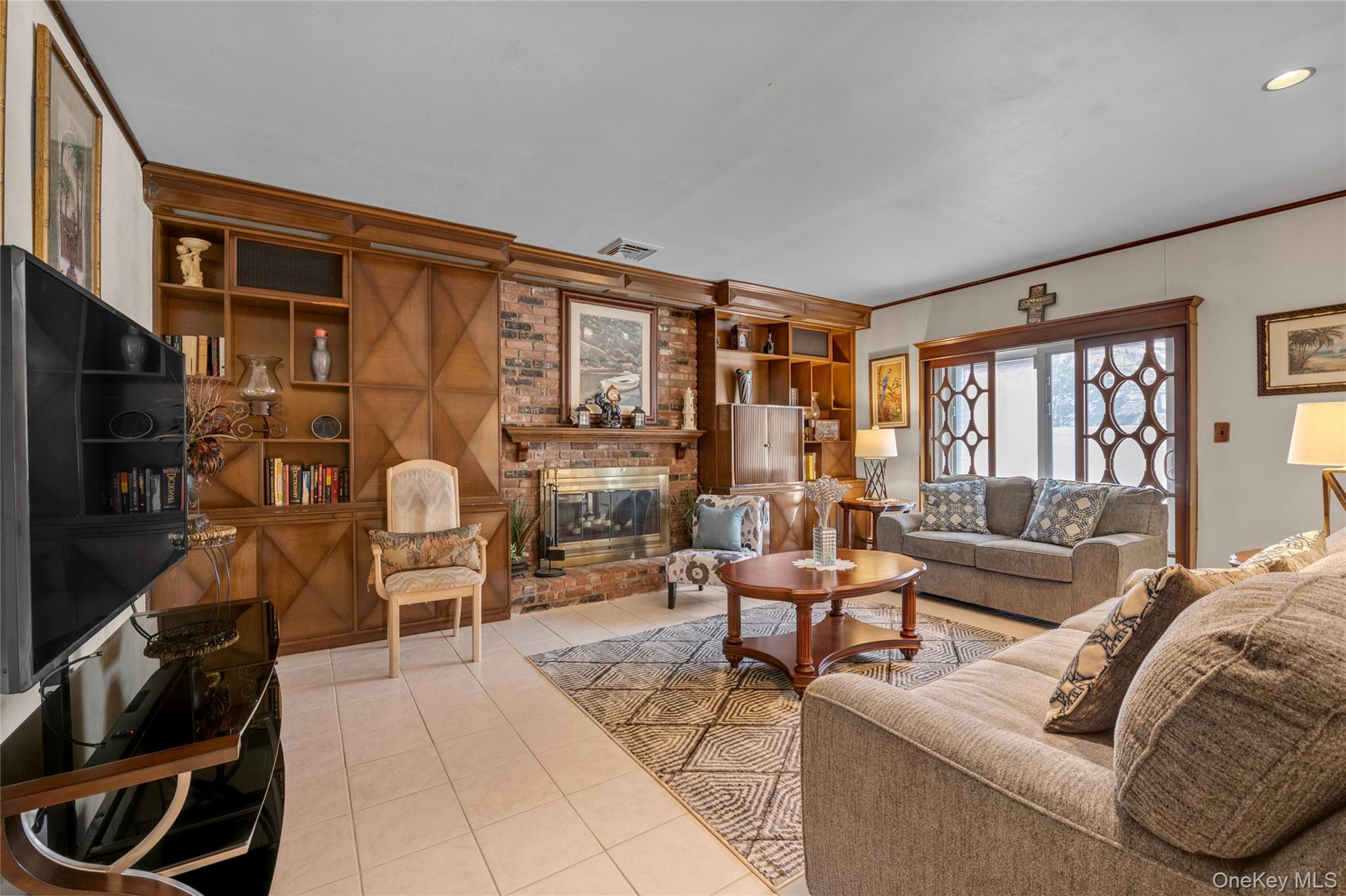 #12 photo, 6 Marietta Drive, 롱 아일랜드 Westbury , NY 11590