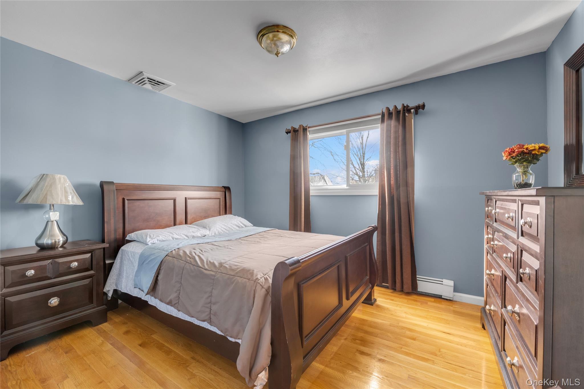 #16 photo, 6 Marietta Drive, 롱 아일랜드 Westbury , NY 11590