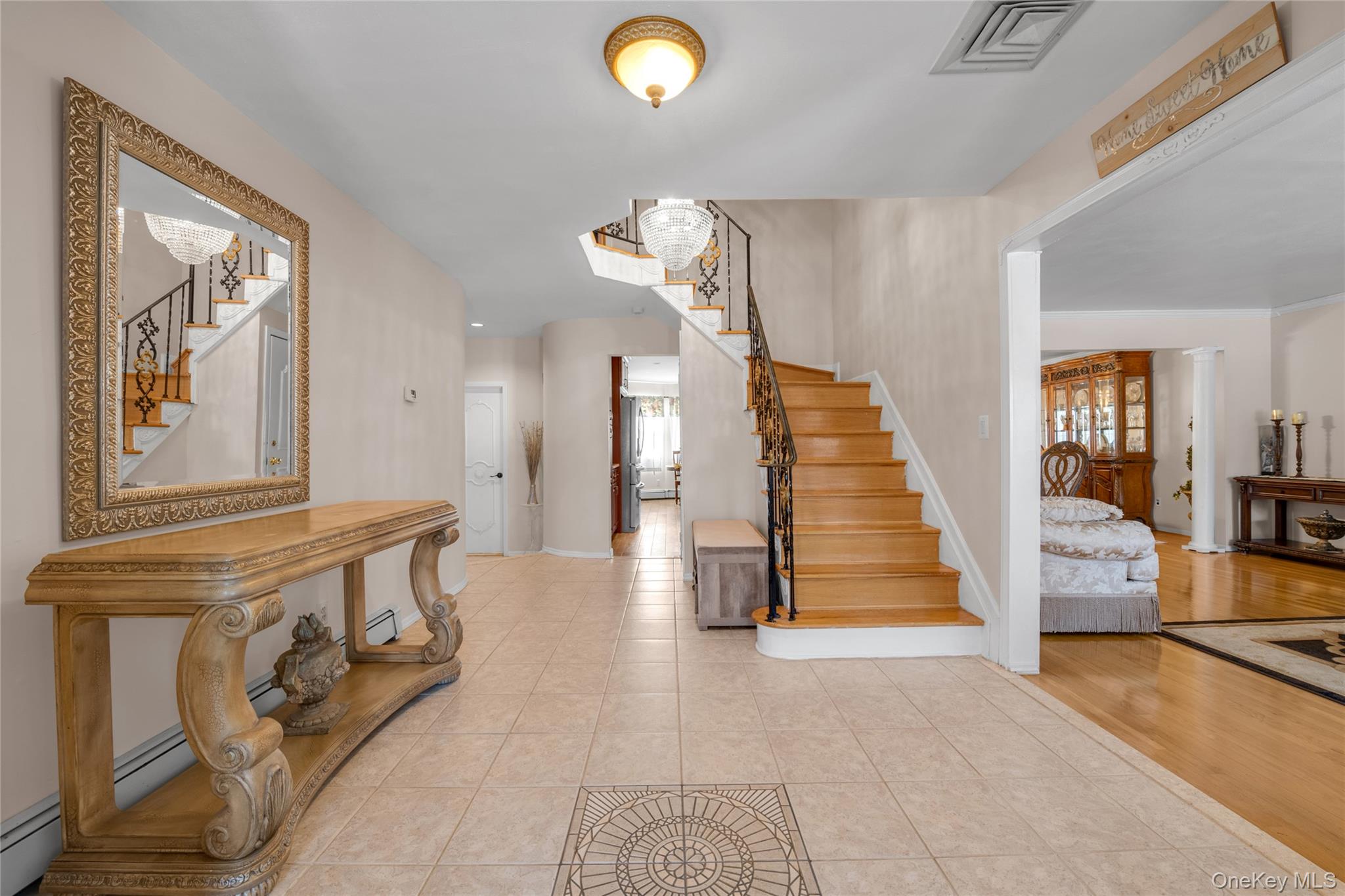 #4 photo, 6 Marietta Drive, 롱 아일랜드 Westbury , NY 11590