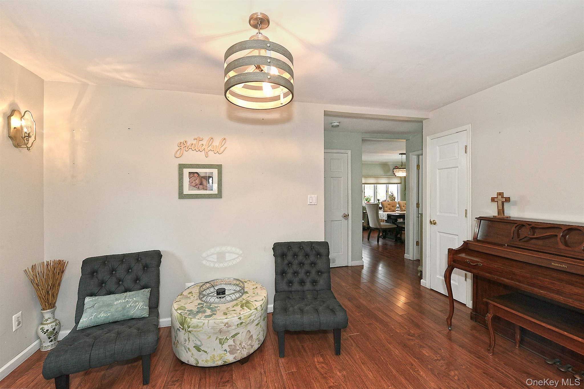 #11 photo, 103 Ranch Lane, ناسو Levittown , NY 11756