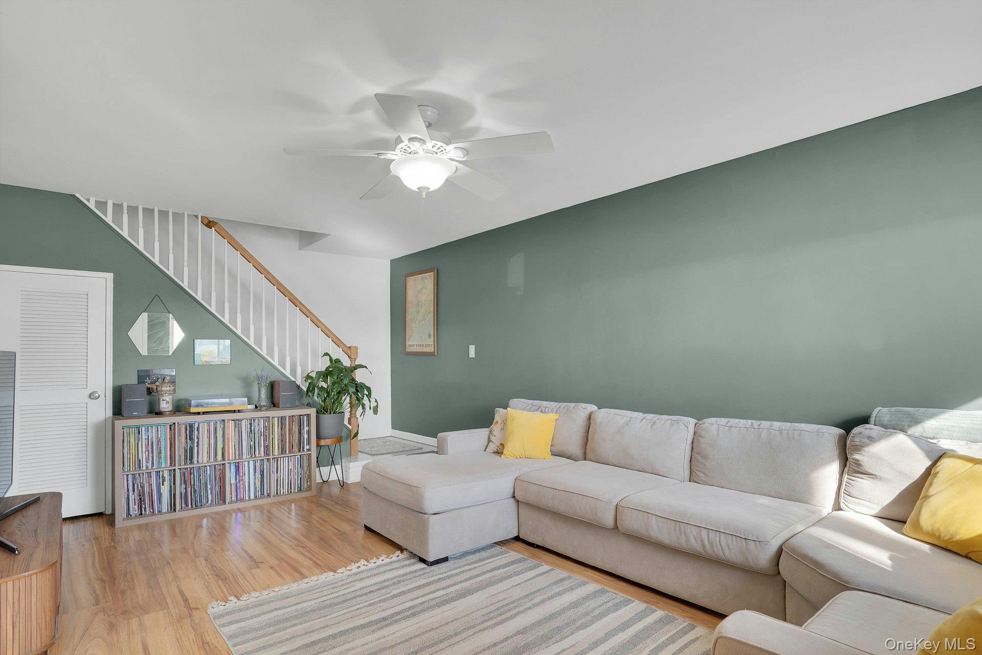 #10 photo, 204 Storm Drive, Holtsville , NY 11742