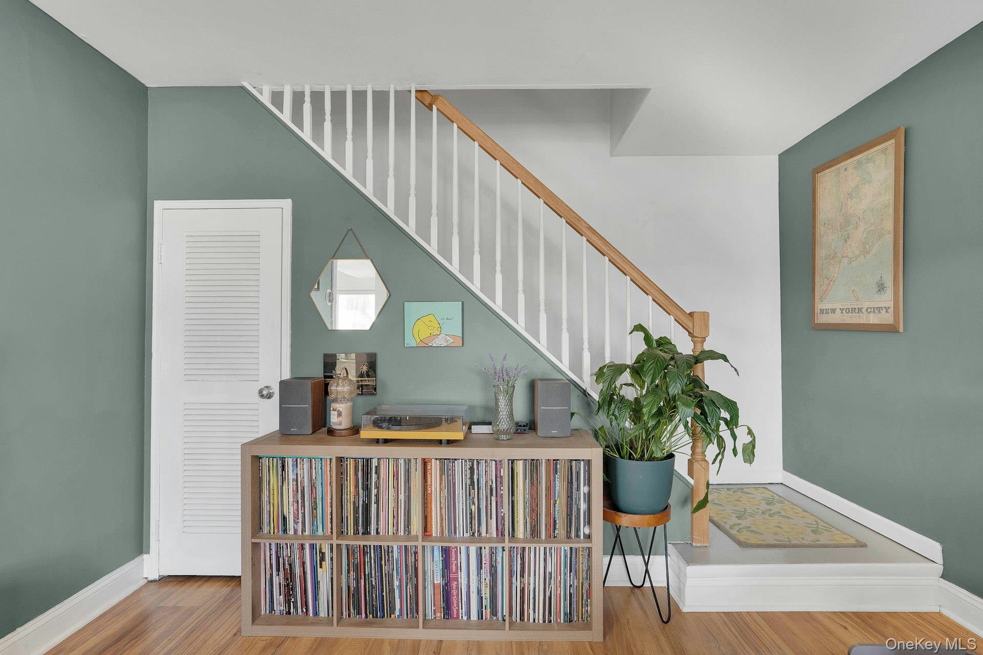 #14 photo, 204 Storm Drive, Holtsville , NY 11742