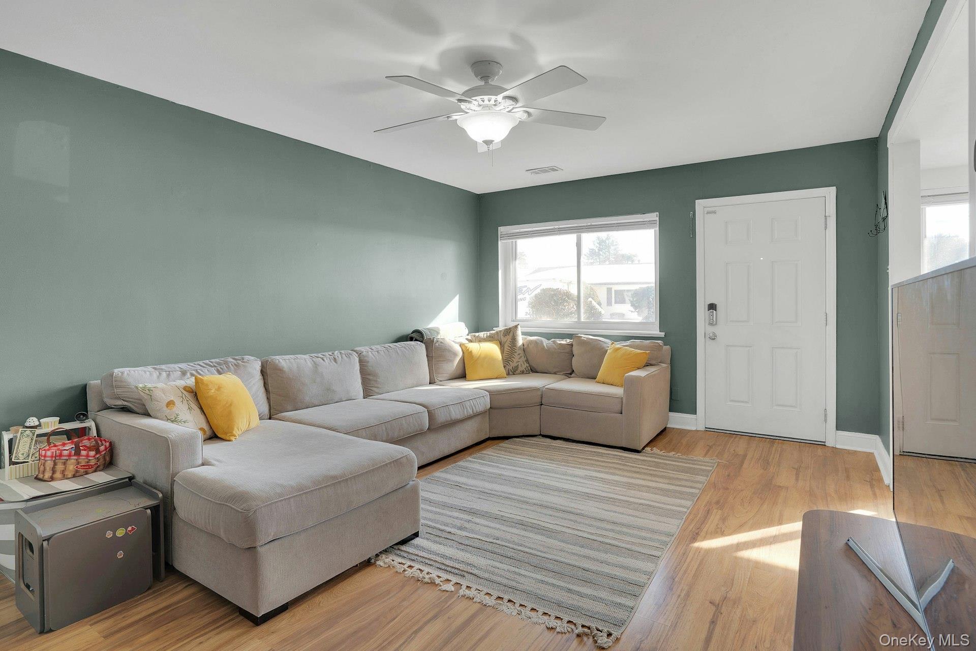 #15 photo, 204 Storm Drive, Holtsville , NY 11742