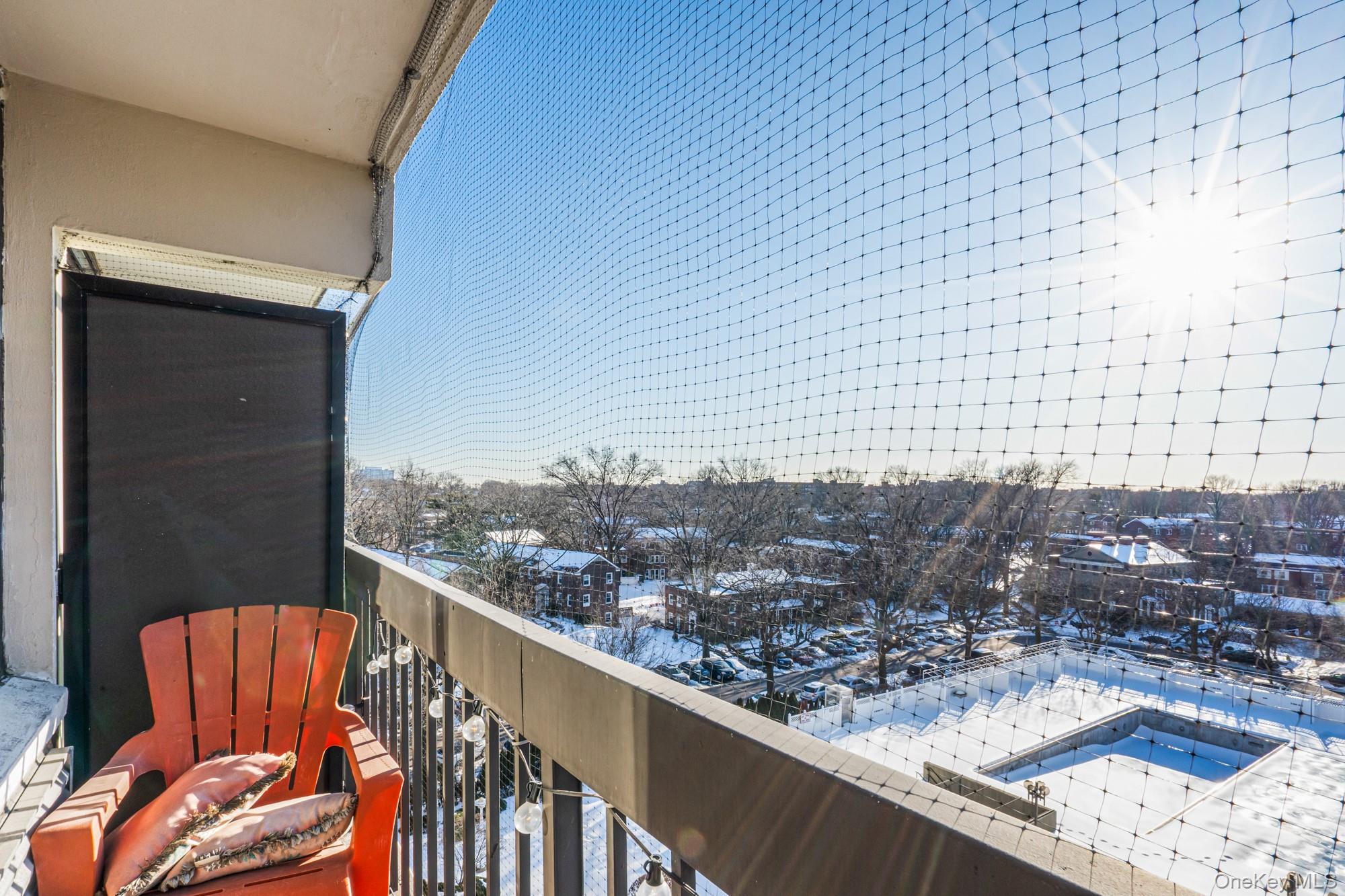 #18 photo, 152-18 Union Turnpike, Flushing , NY 11367