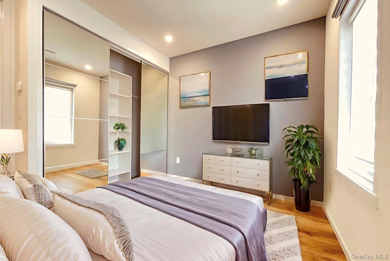 #11 photo, 7157 69th Place, Glendale , NY 11385